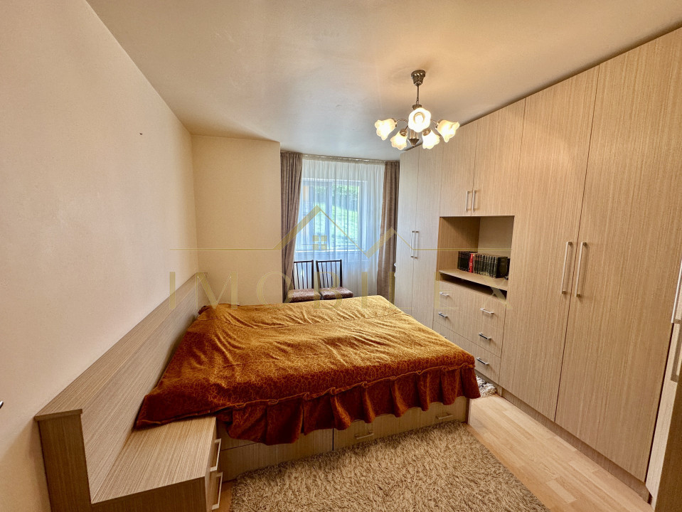 Apartament 3 camere, mobilat, zona Teilor 