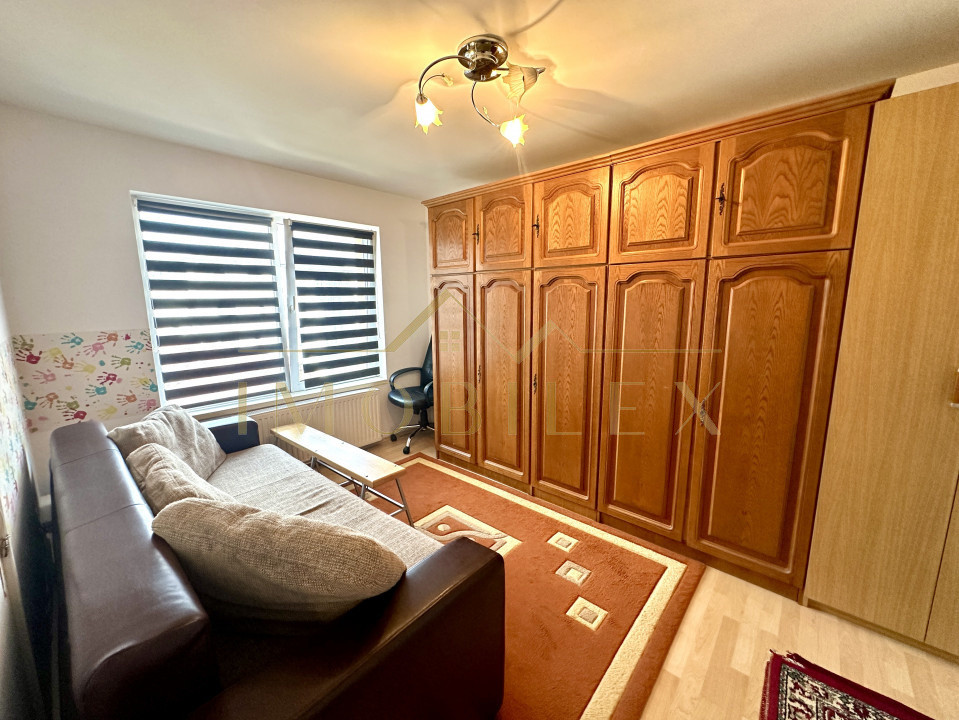 Apartament 3 camere, mobilat, zona Teilor 