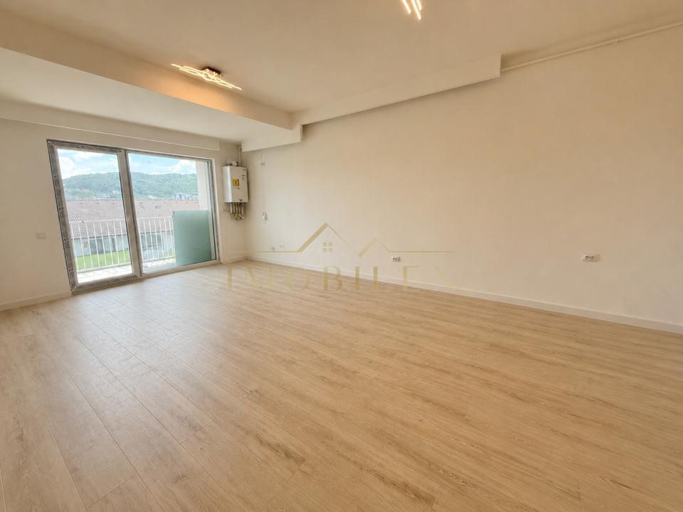 Apartament 2 camere, terasă, FINISAT NOU, bloc nou, Eroilor Albe 
