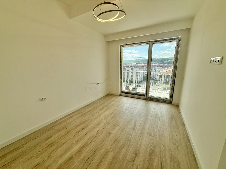 Apartament 2 camere, terasă, FINISAT NOU, bloc nou, Eroilor Albe 