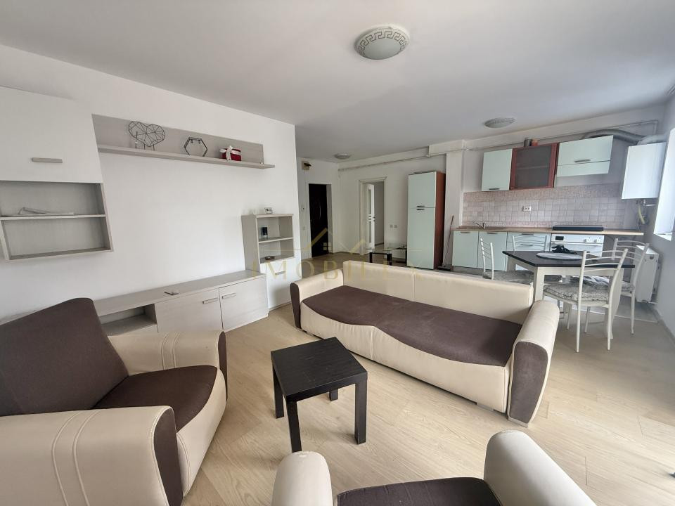 Apartament spațios 58 mp, 2 camere+dressing, de închiriat Florilor
