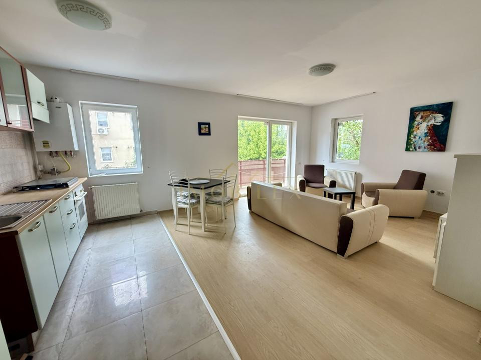 Apartament spațios 58 mp, 2 camere+dressing, de închiriat Florilor