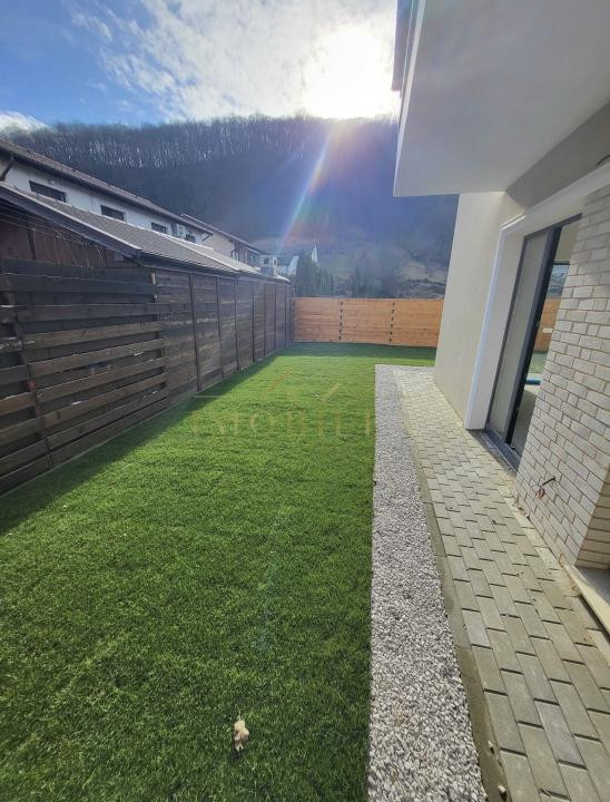 Casa tip duplex 120mp, 4 camere, 3 băi, zona Subcetate/Parc Poligon