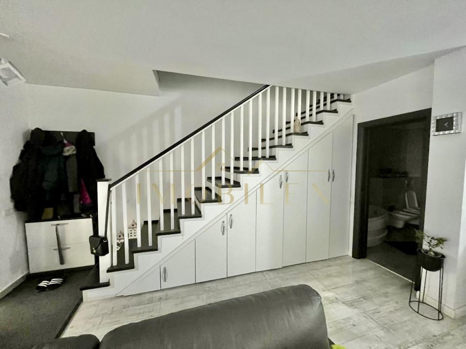 Casa tip duplex 120 mp, mobilat, zona Gilău 
