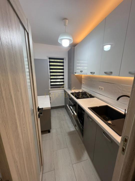 Apartament 3 camere, decomandat, zona Mănăștur/Mehedinți