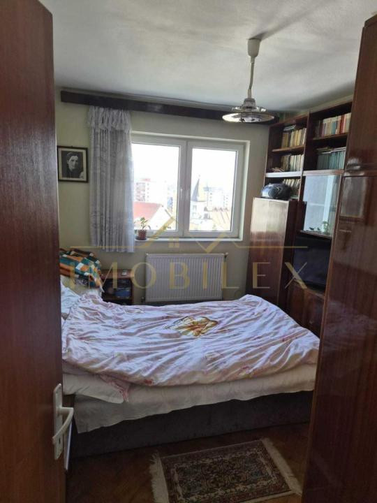 Apartament 3 camere, decomandat, zona Mănăștur