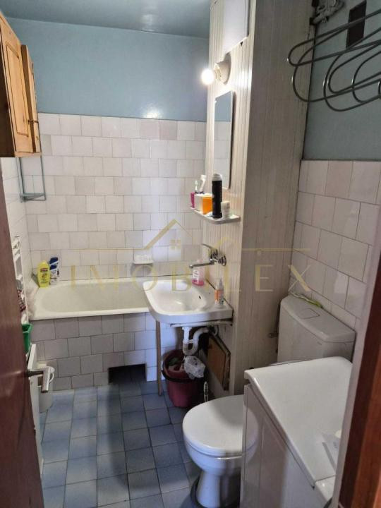 Apartament 3 camere, decomandat, zona Mănăștur