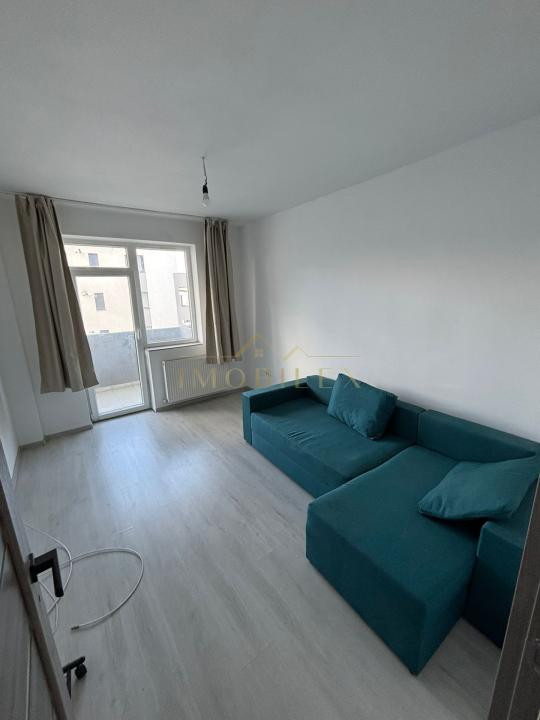 Apartament 2 camere, spațios, zona Terra