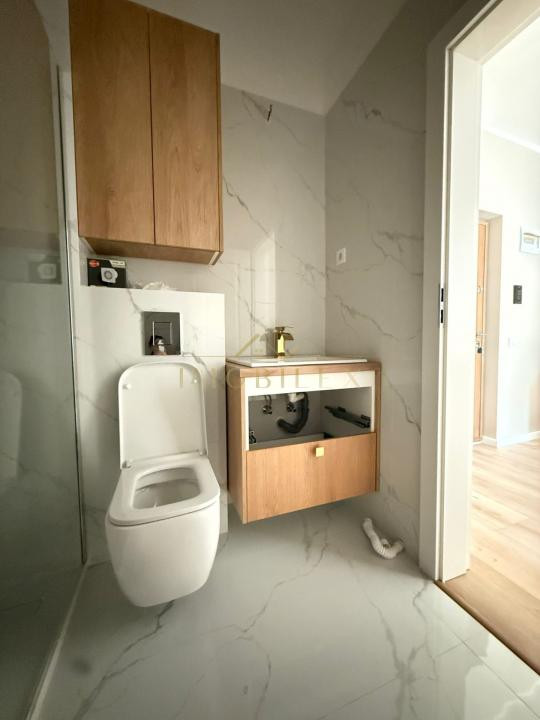 Apartament LUX 2 camere, bloc nou, zona Vivo