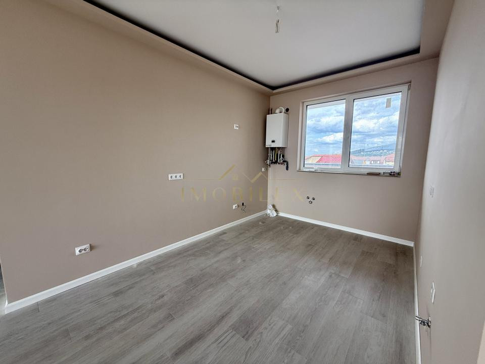 Penthouse 81 mp, FINISAT NOU, terasa 100mp, zona centrala Florești 