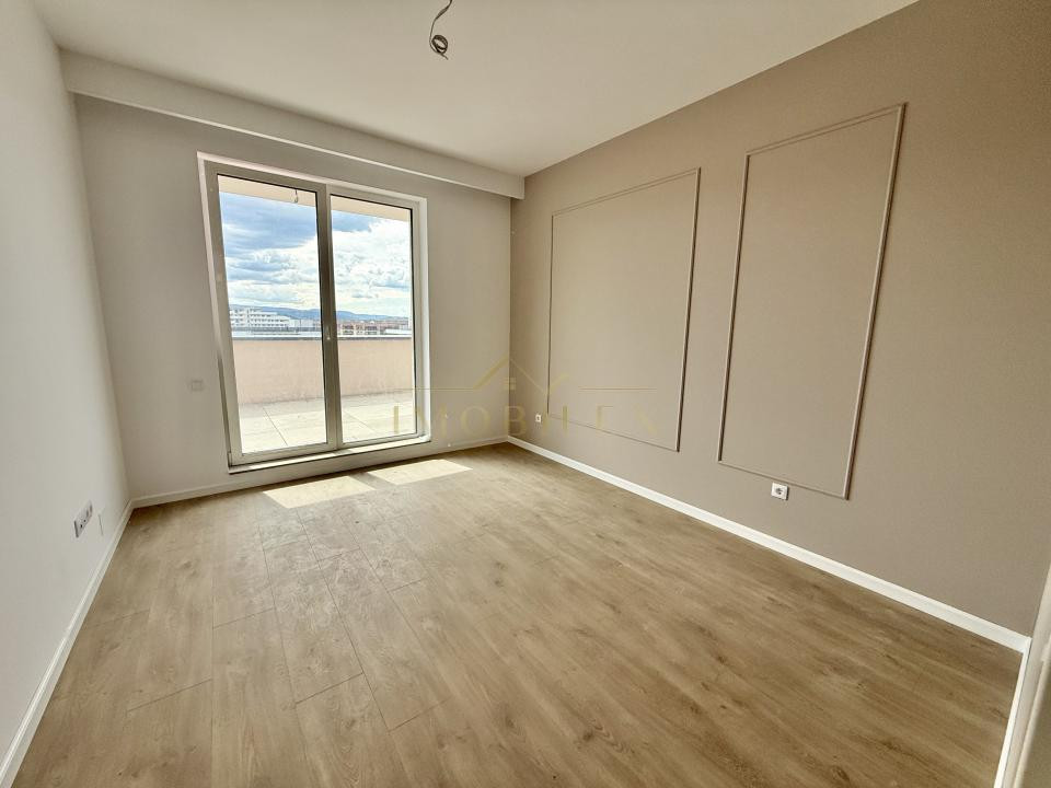 Penthouse 81 mp, FINISAT NOU, terasa 100mp, zona centrala Florești 