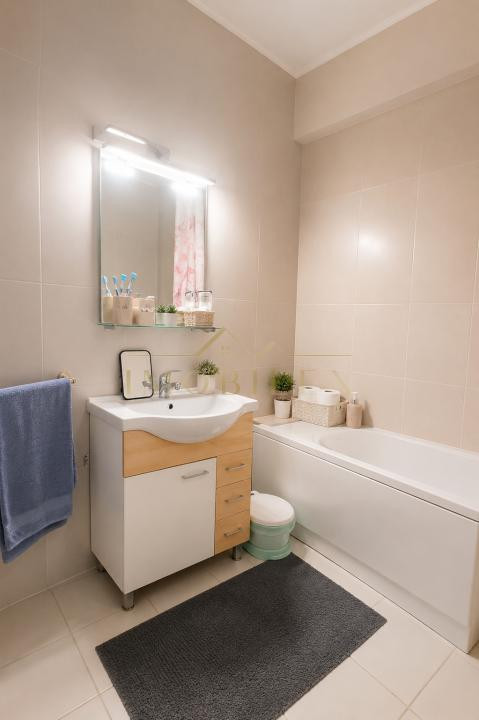 Apartament 2 camere, 47 mp, zona Sesul de Sus