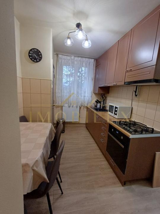 Apartament 3 camere, decomandat, 65mp, zona Gheorgheni