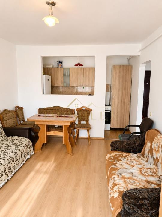 Apartament 2 camere, mobilat, zona Porii