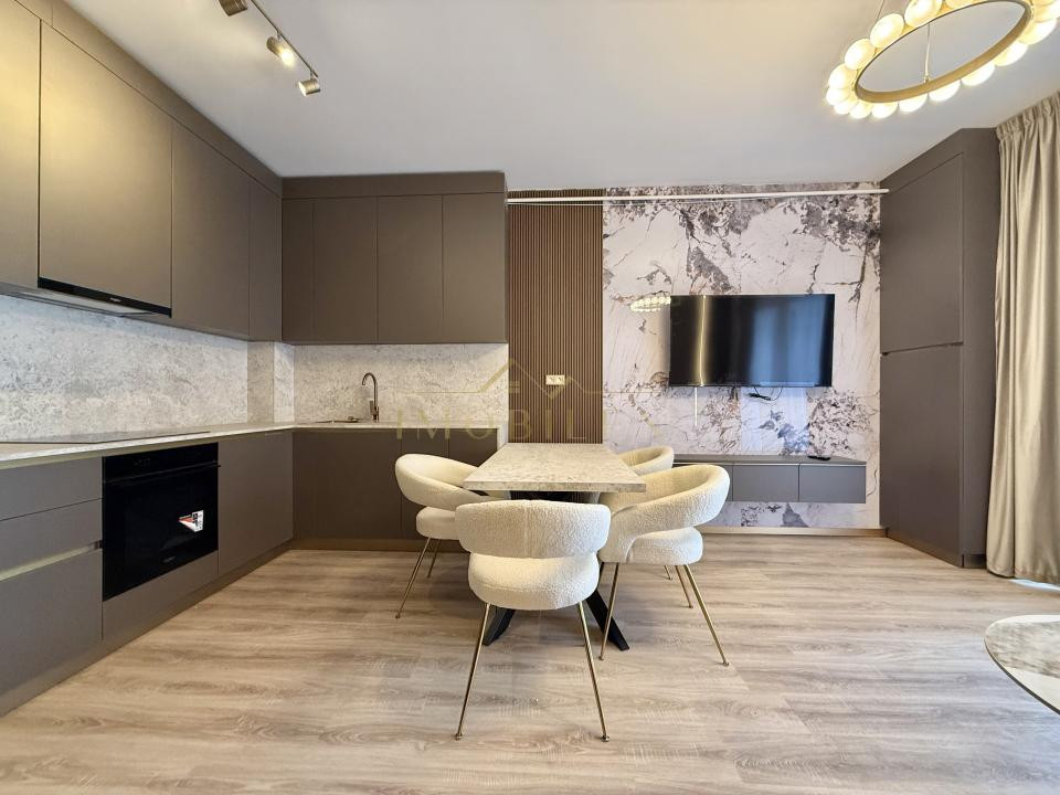 Apartament 2 camere, mobilat LUX, zona Eroilor
