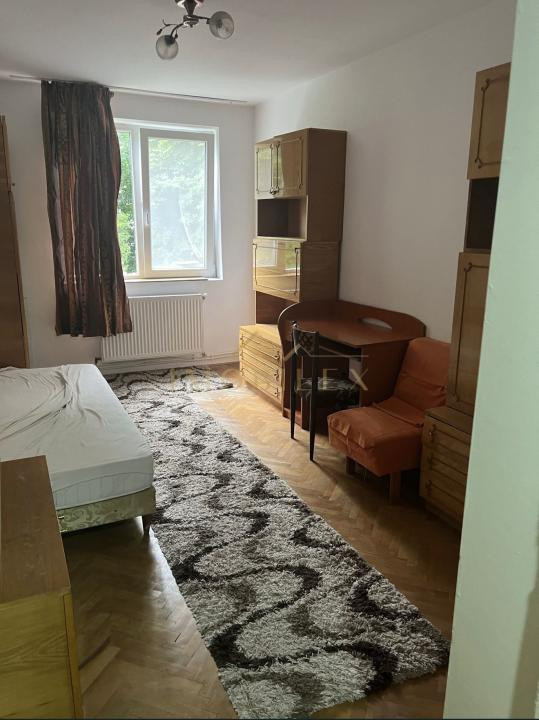 Apartament 3 camere, decomandat, zona Gheorgheni