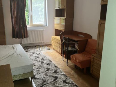 Apartament 3 camere, decomandat, zona Gheorgheni