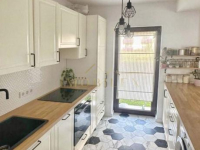 Apartament 2 camere , grădină privată 40mp, zona Subcetate/Poligon 