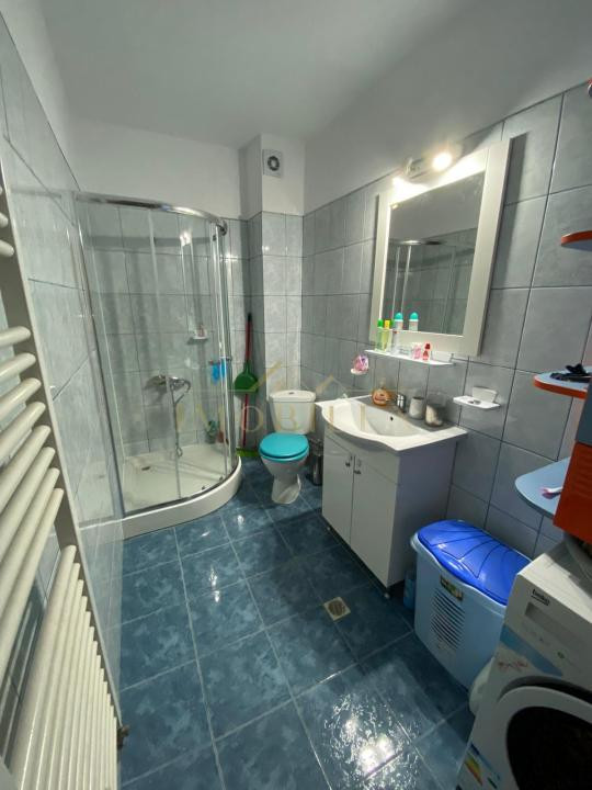 Apartament 2 camere, decomandat, zona Florilor