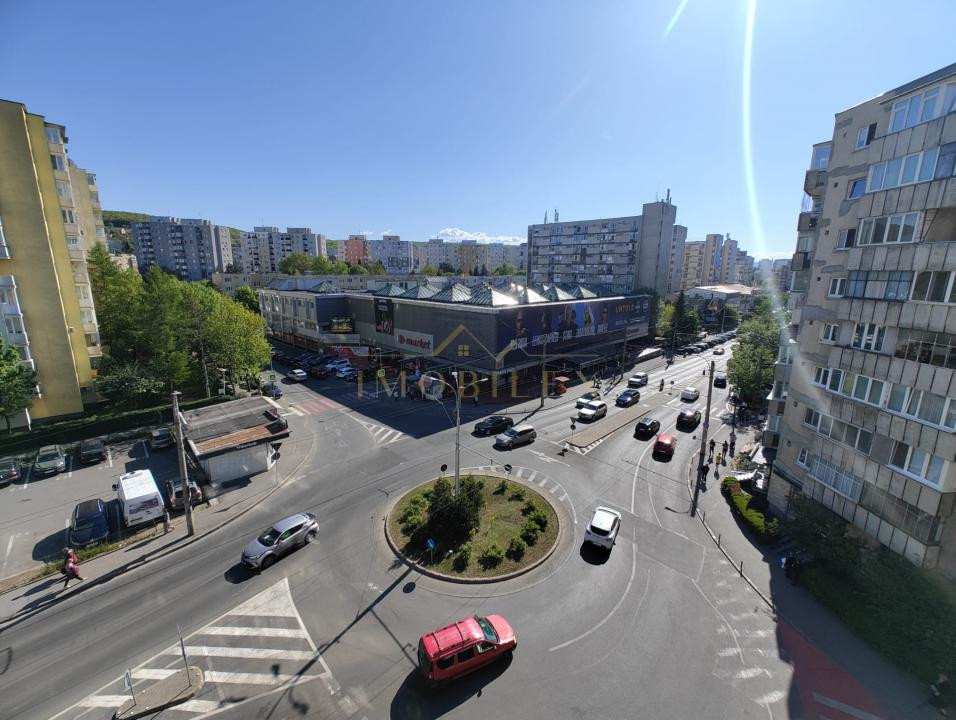 Apartament 2 camere decomandate, zona Manastur Cluj Napoca 