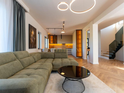 Duplex 4 camere, 120mp, mobilat LUX , zona Chinteni 