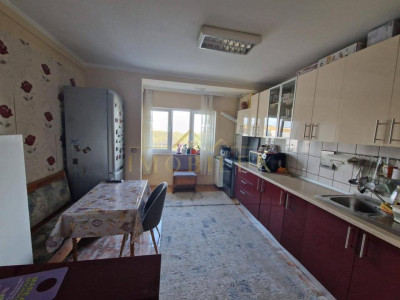 Apartament 2 camere, decomandat, zona Între Lacuri/Tulcea