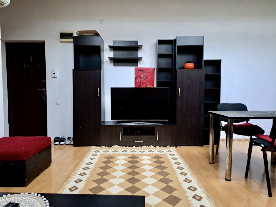 Apartament 2 camere, 49mp, mobilat, terasă 32mp, zona Eroilor