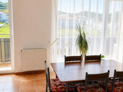 Apartament spațios 52 mp, 2 camere, terasa, zona Porii