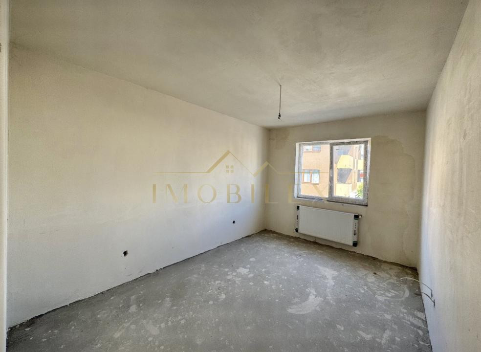 Apartament spațios 3 camere , 69mp, semifinisat, zona Sesul de Sus 