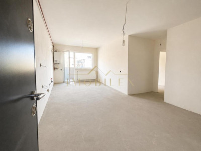 Apartament spațios 3 camere , 69mp, semifinisat, zona Sesul de Sus 