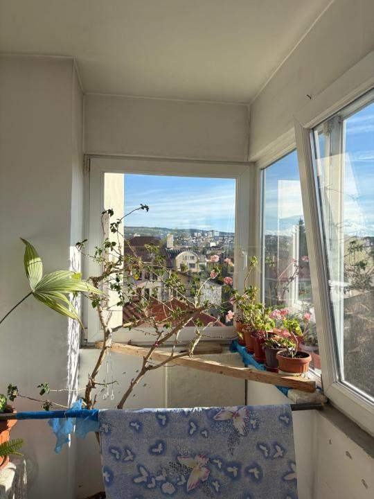 Apartament de renovat – Potențial maxim 125 mp ,bdul Titulescu
