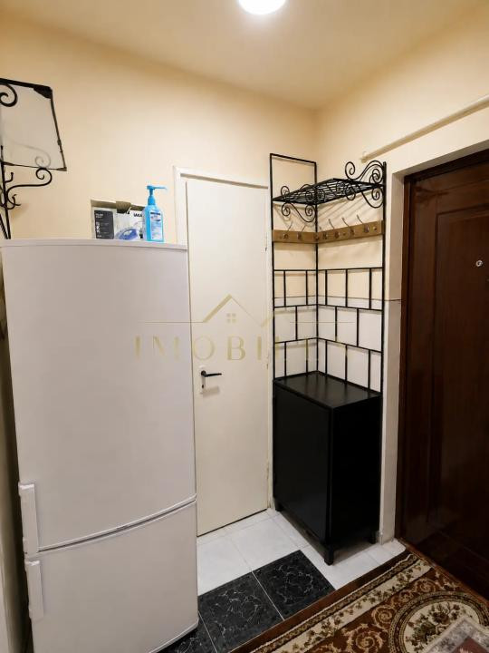 Apartament 3 camere, etaj intermediar, zona Manastur 