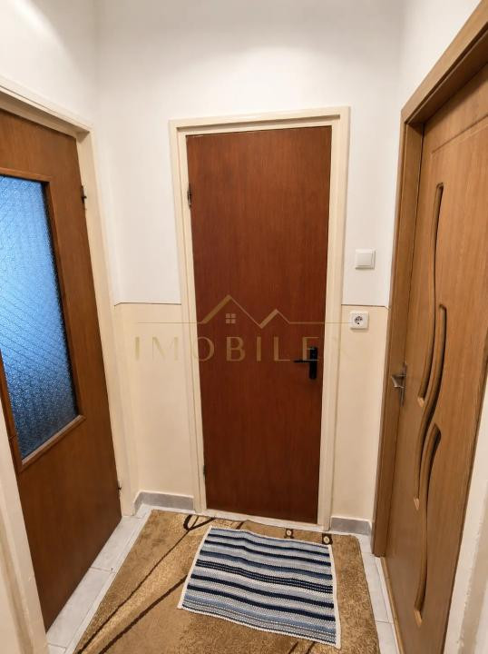 Apartament 3 camere, etaj intermediar, zona Manastur 