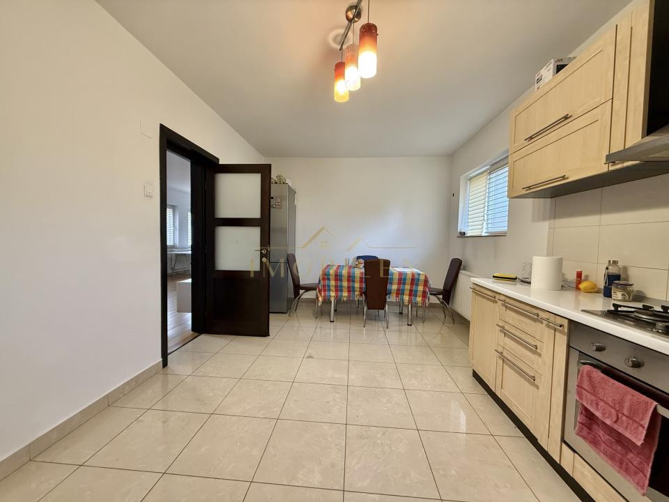 Casă individuală 6 camere, teren 400mp, zona Parc Poligon/Abatorului