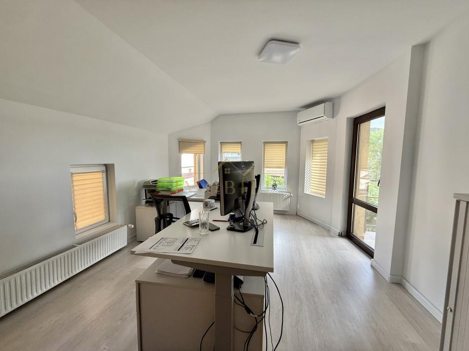 Casă individuală 6 camere, teren 400mp, zona Parc Poligon/Abatorului