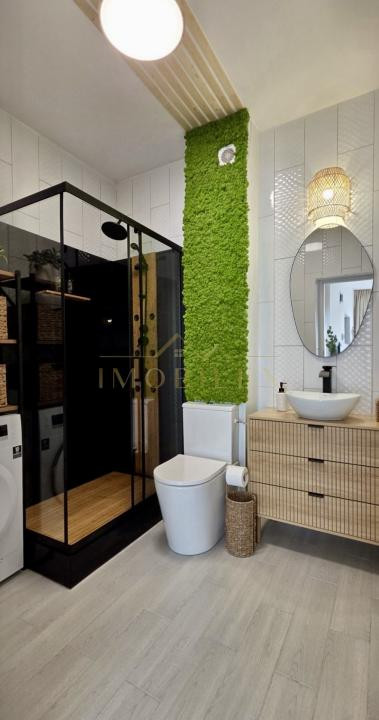 Apartament 2 camere, lux, bloc nou, zona Terra