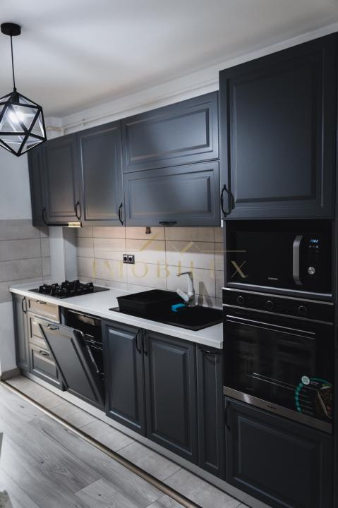 Apartament 2 camere, spațios 60mp, decomandat, zona Florilor