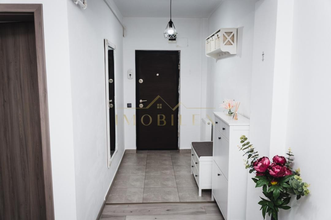 Apartament 2 camere, spațios 60mp, decomandat, zona Florilor