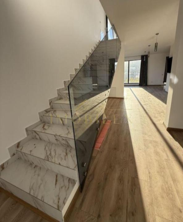 CASĂ PREMIUM DE ÎNCHIRIAT CU VEDERE PANORAMICĂ | CARTIER PRIVAT