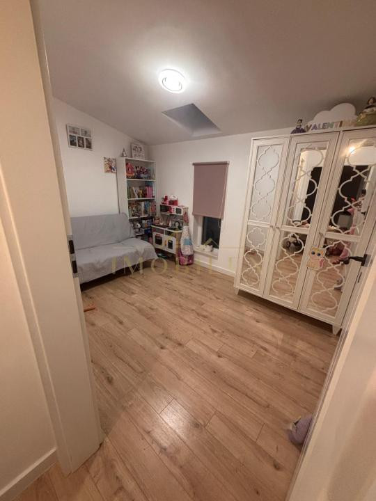 Casa insiruita moderna zona Sesului