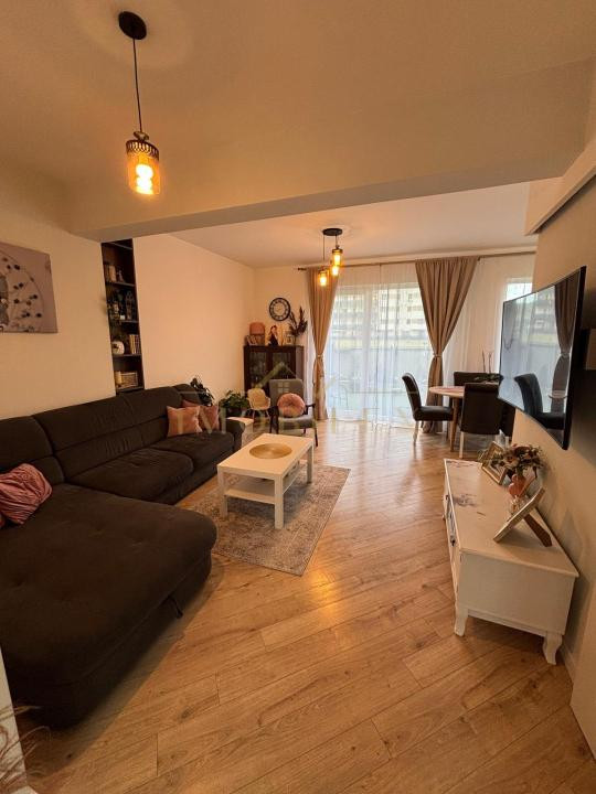 Casa insiruita moderna zona Sesului