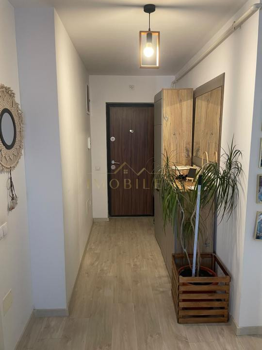 Apartament cu 3 camere aproape de centru