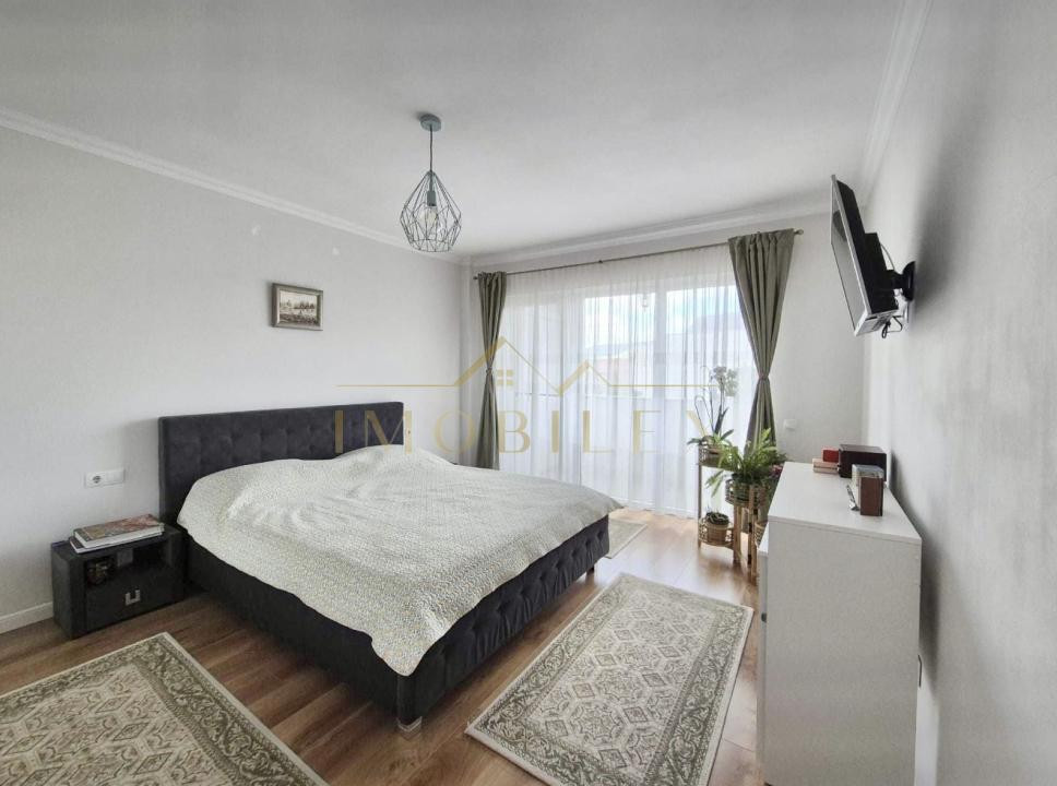 Apartament spațios 3 camere , zona Florilor- Mega Image