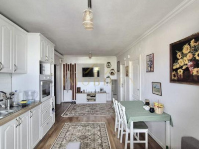 Apartament spațios 3 camere , zona Florilor- Mega Image