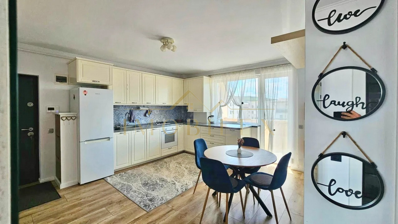 Apartament modern 3 camere,  zona Cetății 