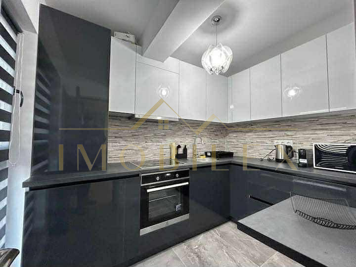 Apartament 2 camere, modern , zona Vivo