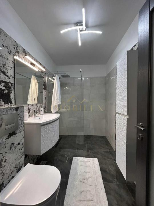 Apartament 2 camere, modern , zona Vivo