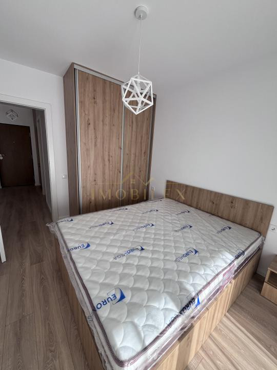 Apartament 2 camere , Nou , Zonă centrală , Eroilor 