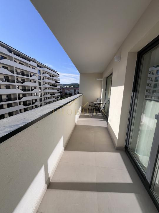 Apartament 2 camere , Nou , Zonă centrală , Eroilor 