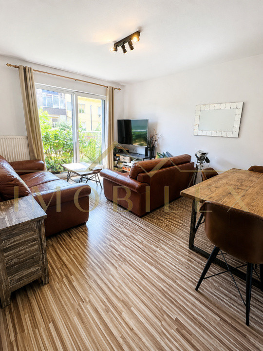 Apartament spațios 60 mp, 2 camere decomandate, zona Porii 